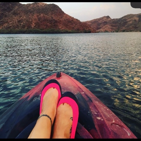 luv footwears - Picture 1 of 3